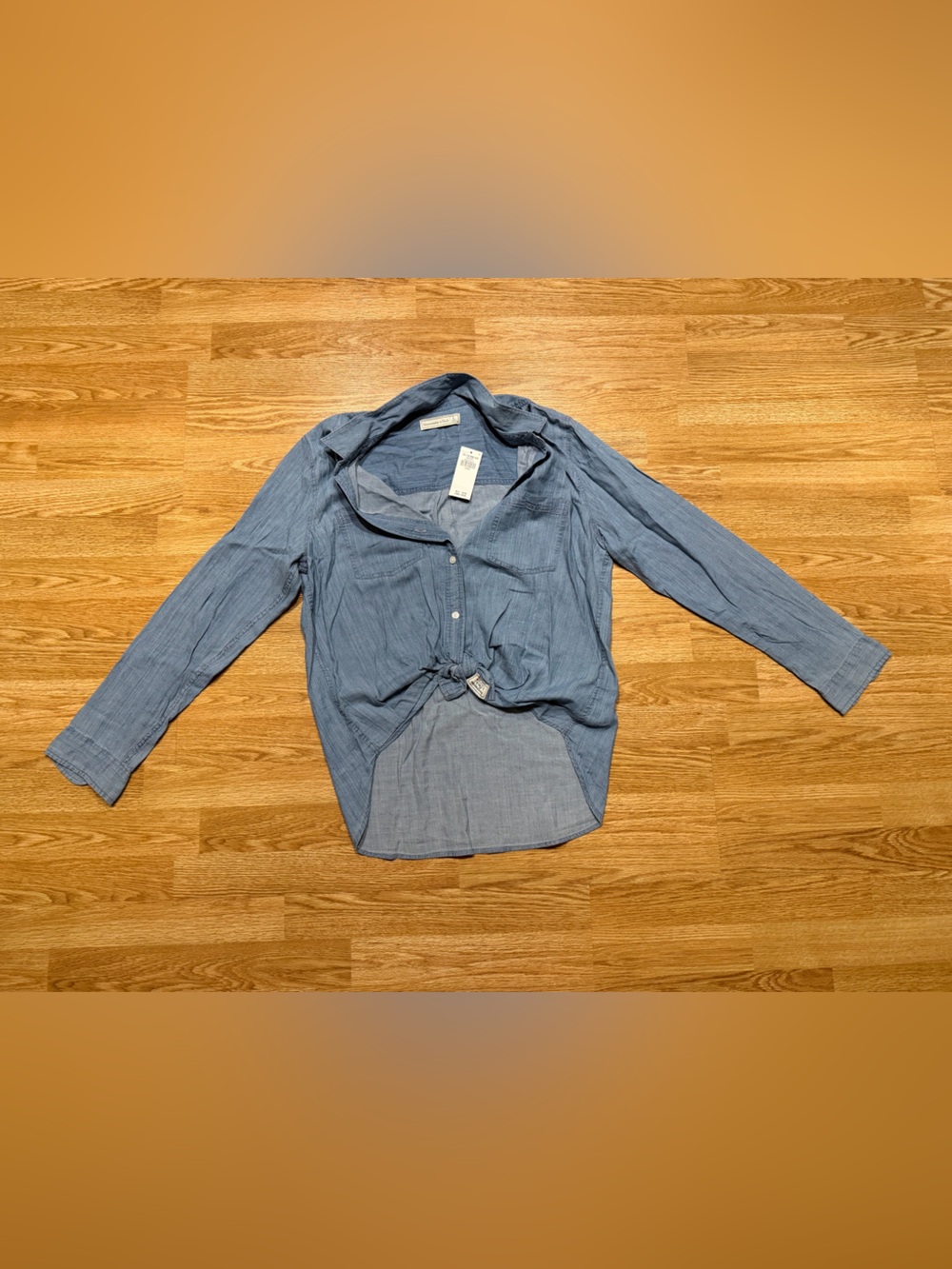 Abercrombie & Fitch Blue Chambray Button Up Shirt Size Large